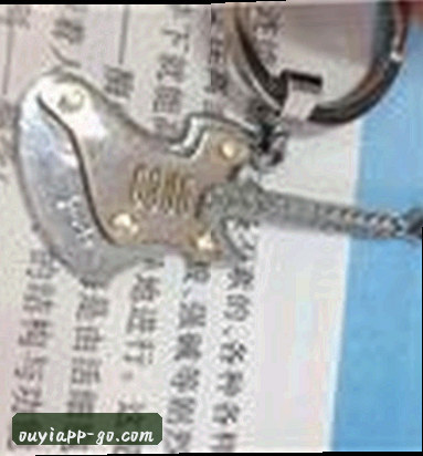 钱磊